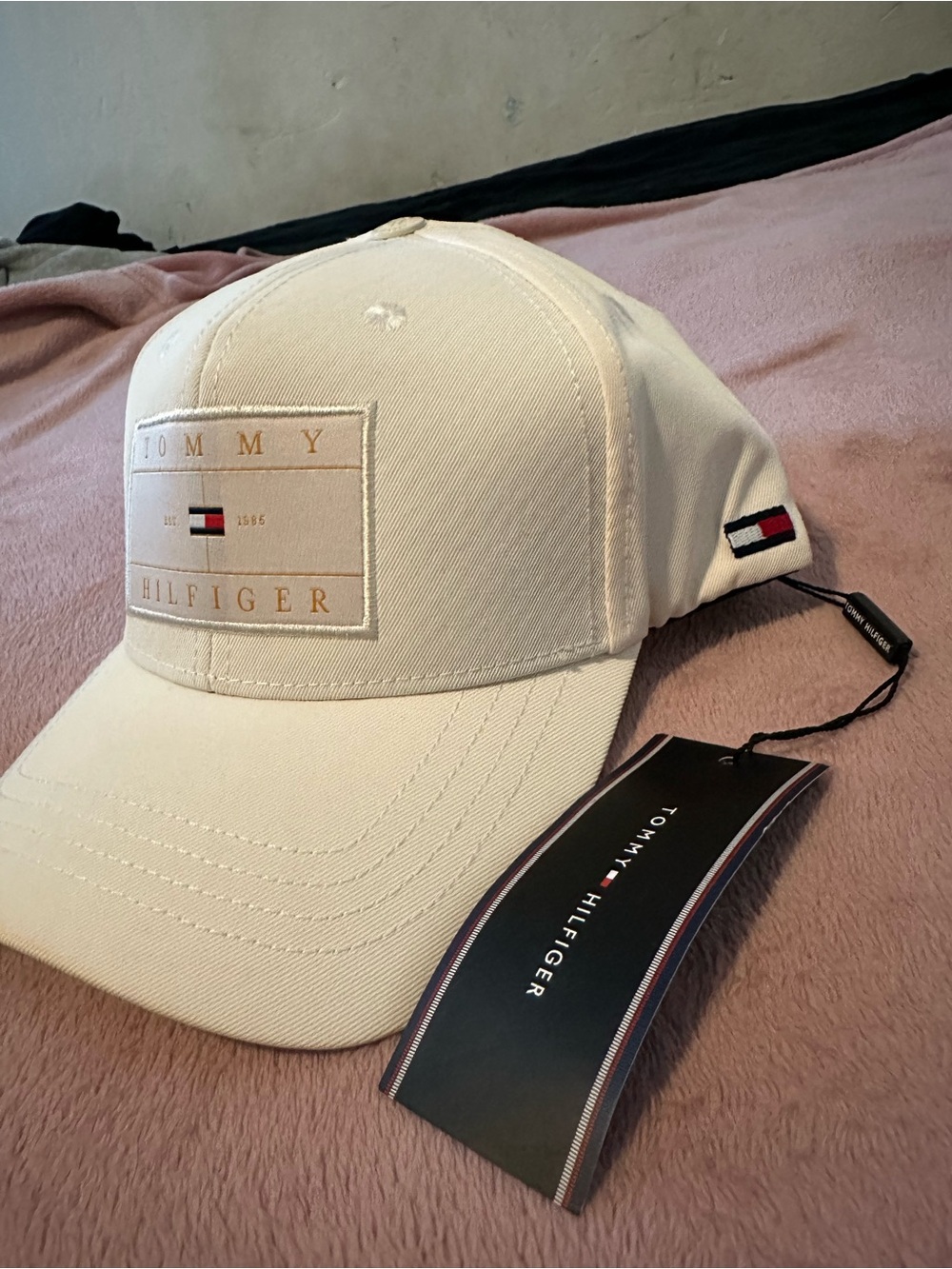 Tommy Hilfiger Cream Baseball Cap with Logo Patch